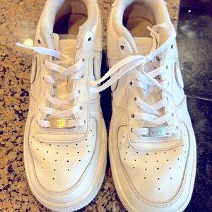 Nike Air Force. Only worn a couple of times.